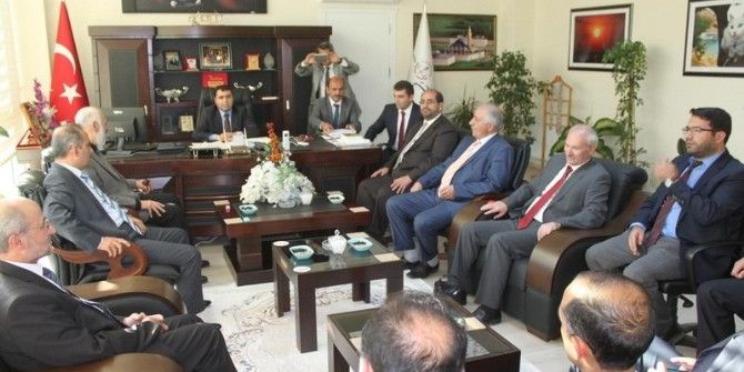 Müftü Arvas’tan Müdür Kırekin’e Ziyaret