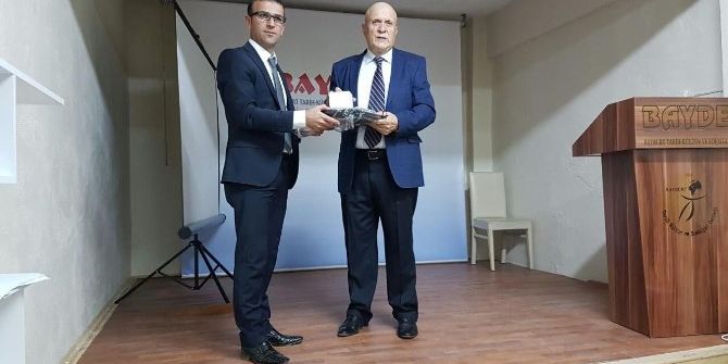 Gazeteci Okutmuş Vefatının 24. Yılında Anıldı