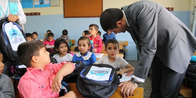 Eyyübiye Belediyesinden 2 Bin Öğrenciye Kırtasiye Yardımı