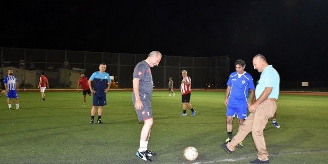 Didim’de Sentetik Saha Dostluk Maçıyla Görücüye Çıktı