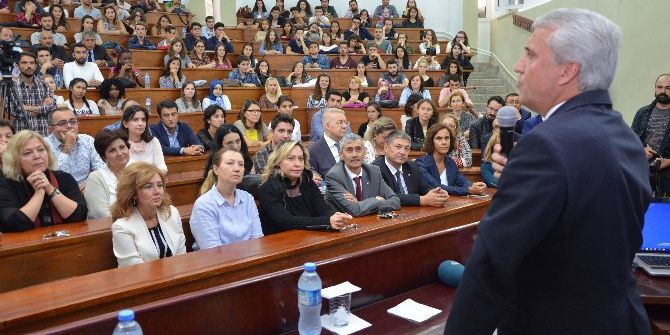 İlk Ders Rektör Gündoğan’dan