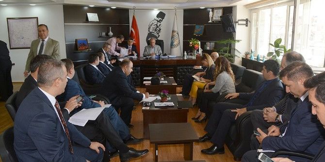 Dinar Belediyesi Personel Maaşı Promosyon İhalesi Yapıldı