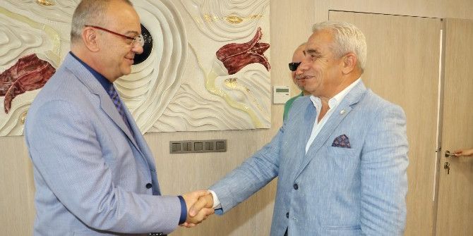 Kızılay’dan Başkan Ergün’e Taziye Ziyareti