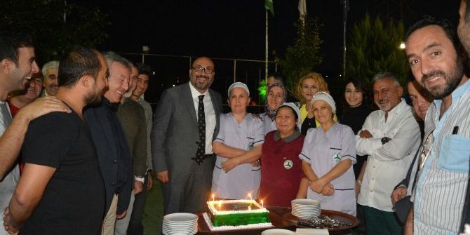 Giresunspor Kulüp Başkanı Mustafa Bozbağ’a Sürpriz Doğum Günü