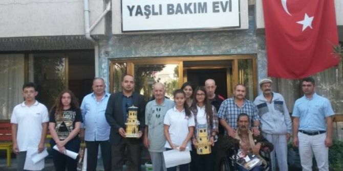 Yaşlılar Haftası’nda Ayal Öğrencilerinden Anlamlı Ziyaret