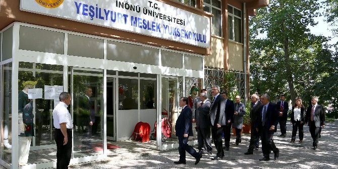 Rektör Kızılay Meslek Yüksekokulunda İnceleme Yaptı