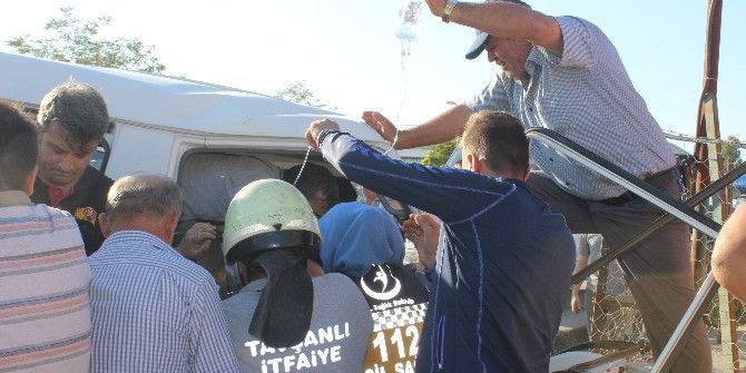 Tavşanlı’da Trafik Kazası: 2 Yaralı