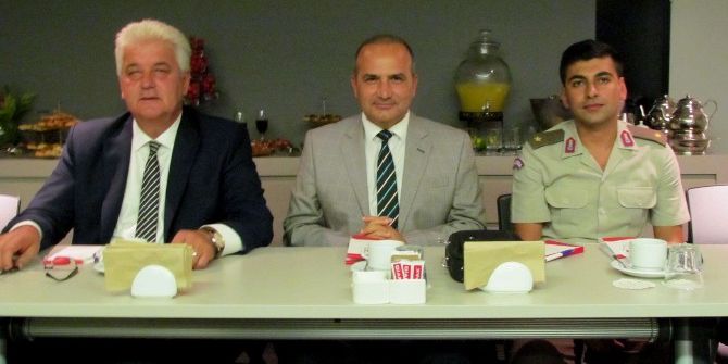 Çeşme Turizminin Sorunları Masaya Yatırıldı