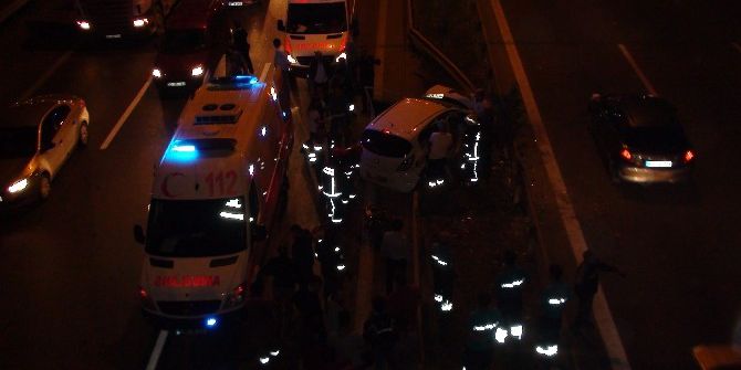 Takla Atan Otomobil D-100 Karayolunu Felç Etti