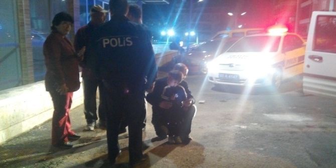 Alkollü Baba 2 Yaşındaki Oğlu İle Polisten Kaçmaya Kalkıştı