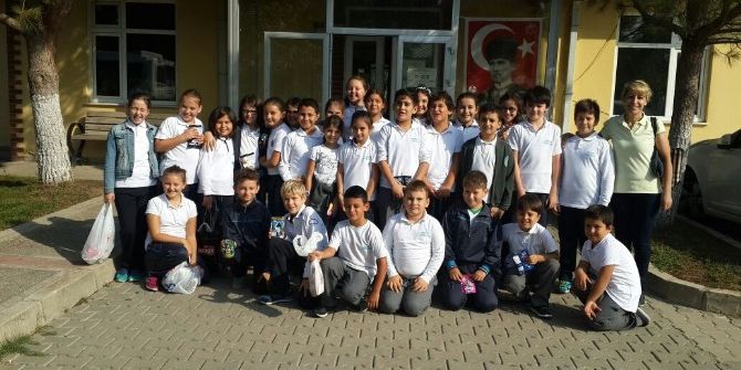 Okul Harçlıklarını Hayvanlar İçin Harcadılar