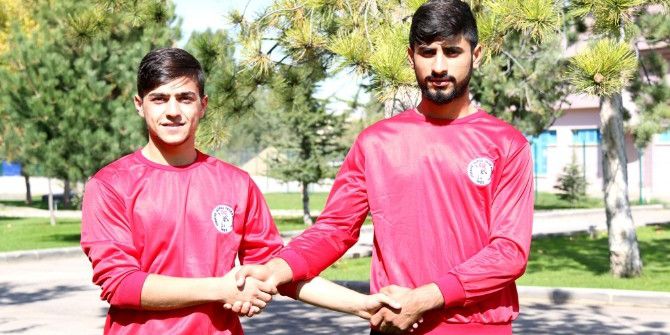 Terörün Kucağından Kaçıp Milli Takıma Girdiler