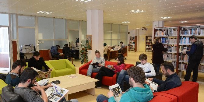 24 Saat Açık Kütüphane