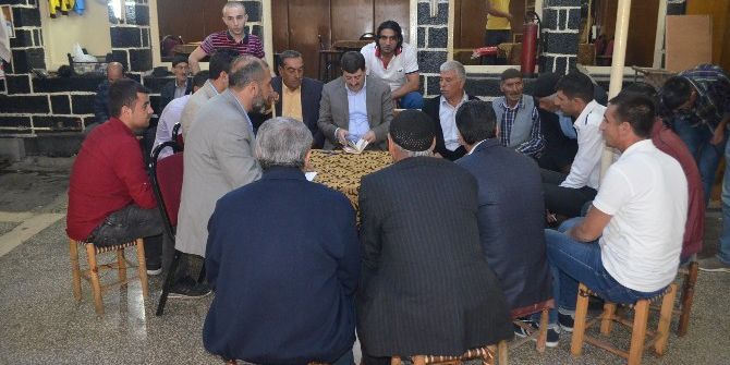 Ak Parti Diyarbakır İl Başkanı Akar Sur Esnafını Ziyaret Etti