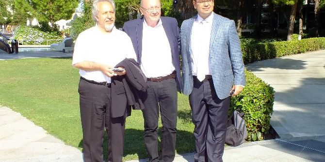 Alman Müsteşar Neumeyer: "İnsanlarımıza Çıktığınız Desteği Biz Çok İyi Biliyoruz"