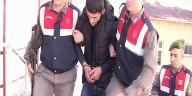 Gürcü Uyruklu Gaspçının Elinden Araba Farı Sayesinde Kurtuldu