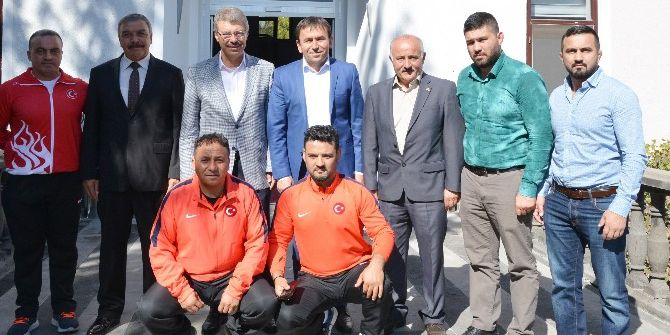 Güreş Federasyonu Başkan Adayı Enis Erdemden Kayseri Şeker’e Ziyaret