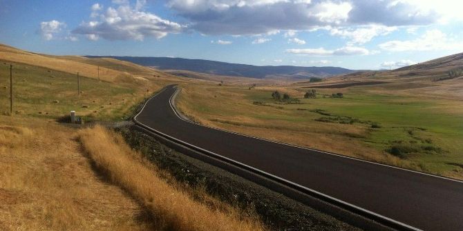 Büyükşehir’den Kırsaldaki Yollara Asfalt