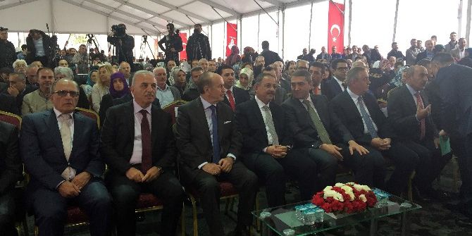 Bakan Özhaseki: "İstanbul’a Hizmet Etmeyi İbadet Gibi Görüyorum"