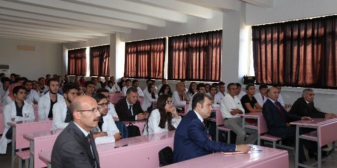 Rektör Gül Öğrencilerle Buluşmaya Devam Ediyor