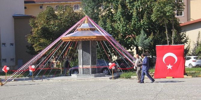 Rize’de İlginç Açılış