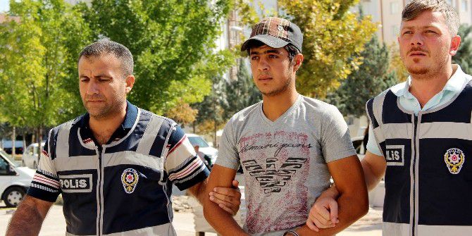 Suriyeli Telefon Dolandırıcısı Suçüstü Yakalandı