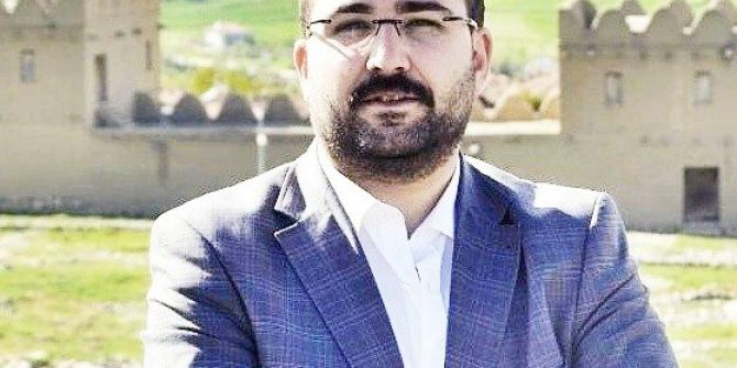 Ak Parti Çorum Gençlik Kolları Üyeleri Görevinden İstifa Etti