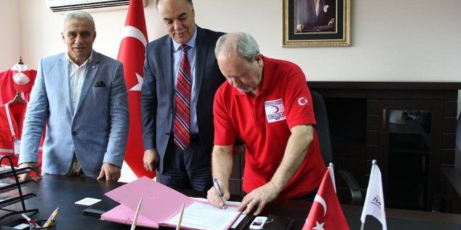 Kızılay’dan Okullara Boya Desteği