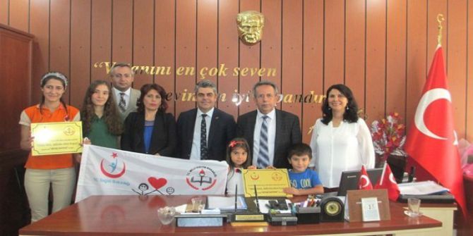 Köyceğiz’de 3 Okula Beyaz Bayrak