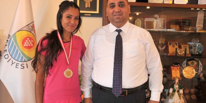 Milli Atlet Nursel Karataş, Balkan Maraton Şampiyonası’na Katılıyor