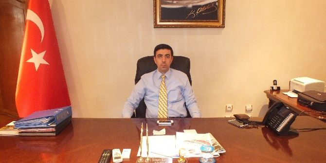 Malazgirt Kaymakam Ve Ailesi Kaza Geçirdi