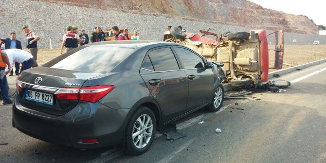 Balıkesir’de Trafik Kazası: 6 Yaralı