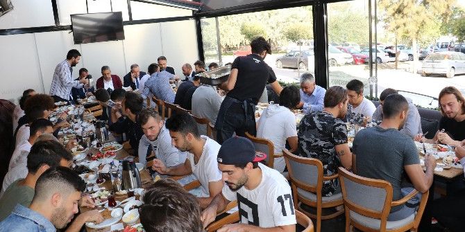 Belediyespor Kahvaltıda Buluştu