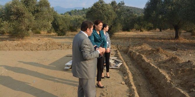 Okul İnşaatlarını İnceledi