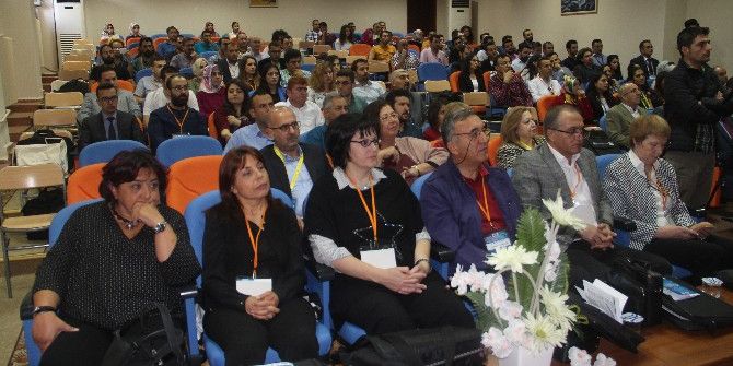 Elazığ’da 4. Uluslararası Öğretim Teknolojileri Ve Öğretmen Eğitimi Sempozyumu Düzenlendi