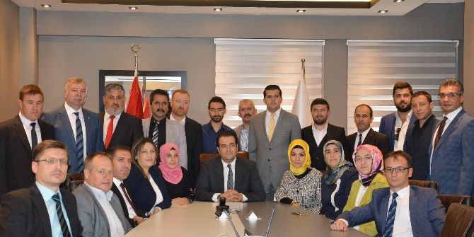 Ak Parti Tepebaşı İlçe Yönetim Kurulu Belli Oldu