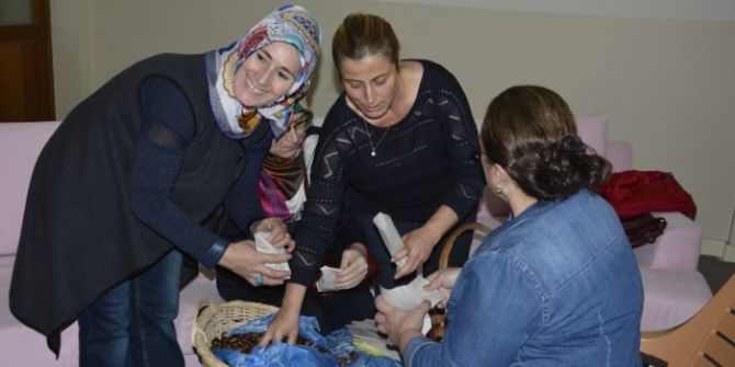 Huzurevi Sakinlerine Kestane Partisi Düzenlendi