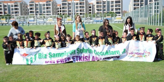 Bursaspor Antrenmanında Renkli Görüntüler