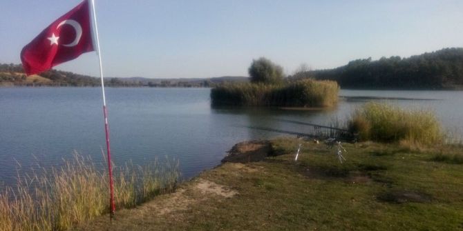 Pazarlar Göleti’nde Balık Tutmak Yasaklandı