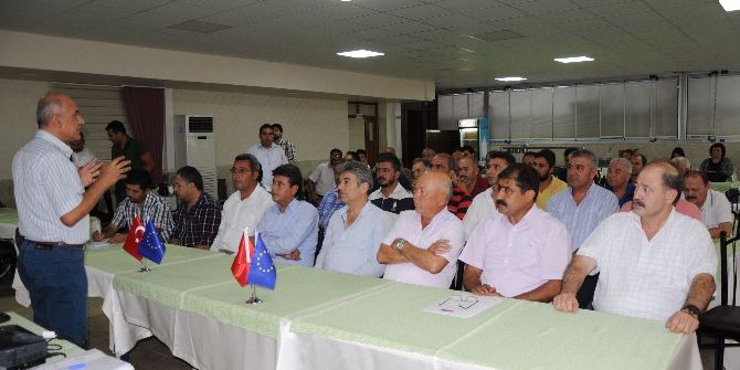 Erdemli Esnafına ’Kişisel Gelişim Ve Müşteri Memnuniyeti’ Eğitimi Verildi