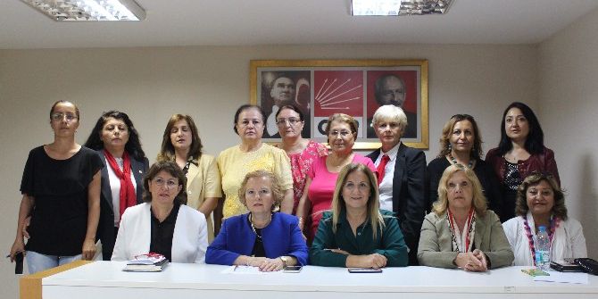 Chp’li Kadınlar Üçok’u Andı