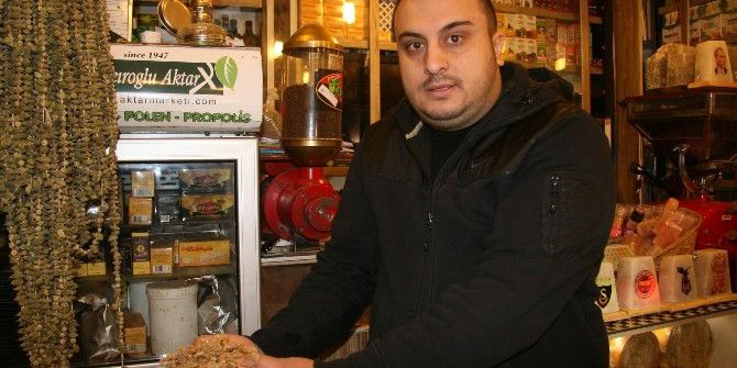 Gripten Korkan Vatandaş Hastalanmamak İçin Aktarların Yolunu Tuttu