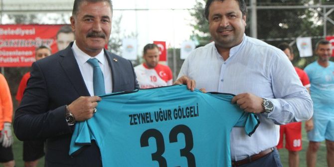 Toroslar’da Fırat Çakıroğlu Anısına Birimler Arası Futbol Turnuvası