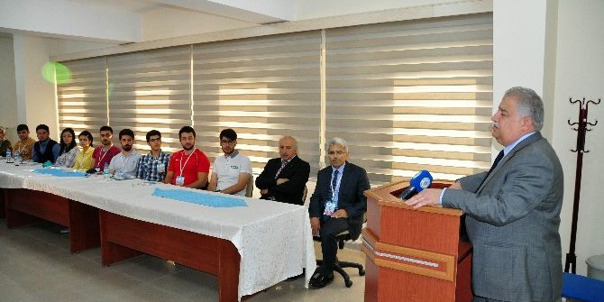 “Tübitak Bilim Okulu Konya 2016” Neü’de Derslere Başladı