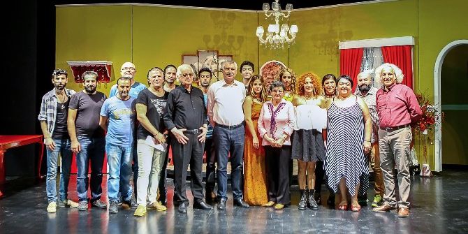 Seyhan Belediyesi Şehir Tiyatrosu "Plastik Hayatlar" İle Sezonu Açıyor