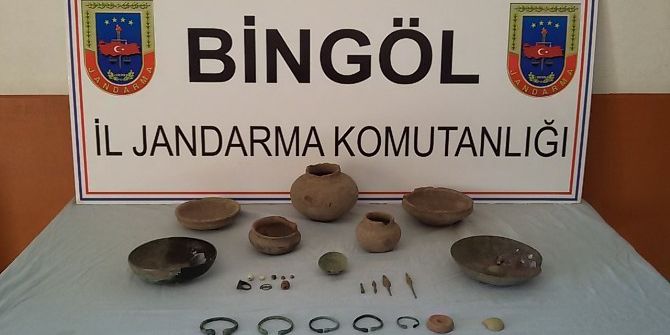 Bingöl’de 27 Parça Tarihi Eser Ele Geçirildi