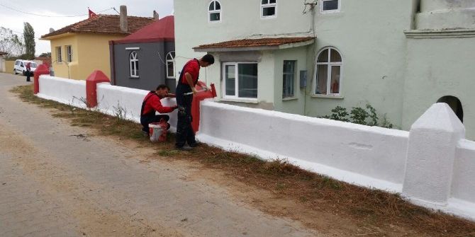 Karesi’deki İbadethanelere Destek