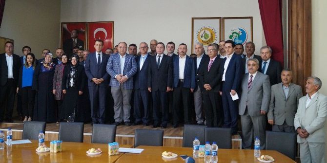 Ak Parti İlçe Teşkilatı Mazbatasını Aldı