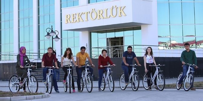 Arü’lü Öğrencilerin Bisiklet Keyfi