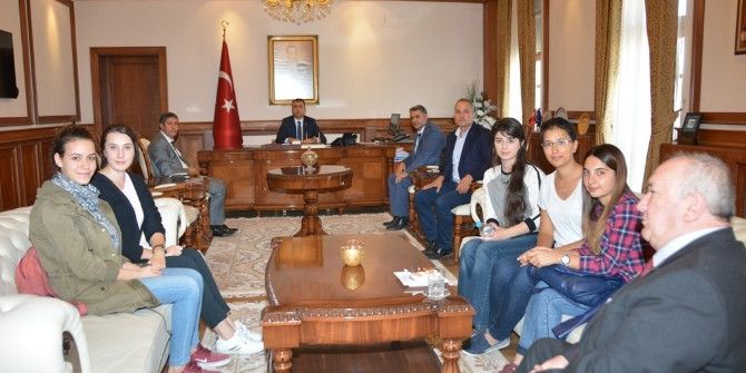 Vali Mustafa Toprak: